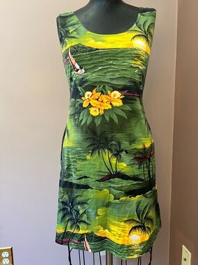 Y2K Green Tropical Hawaii Print Mini Dress Size Medium 90’s 80’s Made in USA